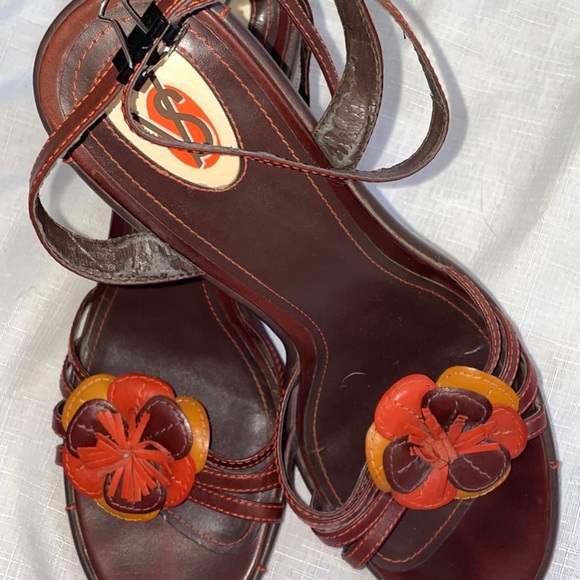 ⭐️Heels - Picture 3 of 3